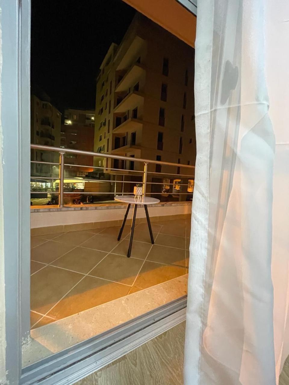 Comfort Apartment City Center تيرانا المظهر الخارجي الصورة